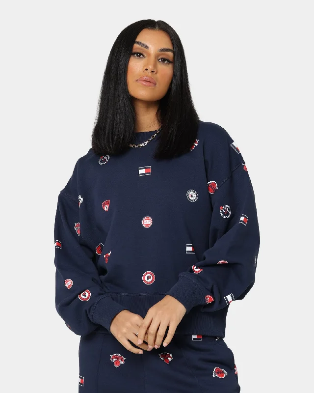 Tommy Jeans Women's Tommy Jeans X NBA W5 All Over Print Crewneck Twilight Navy